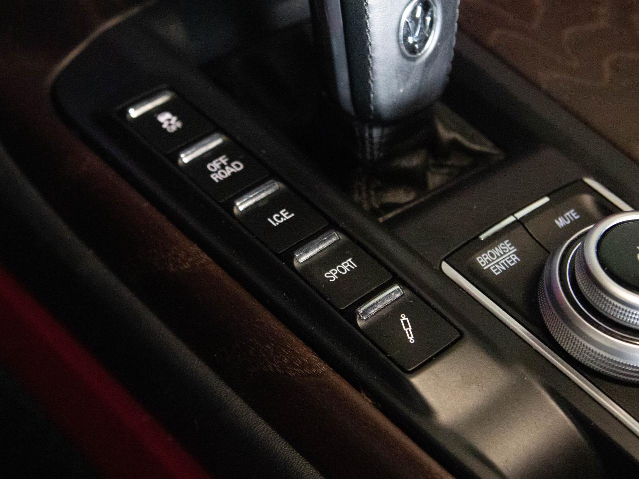 2021 Maserati Levante GRANLUSSO 3.0L | HARMAN/KARDON | 20"RIM | PANO Photo