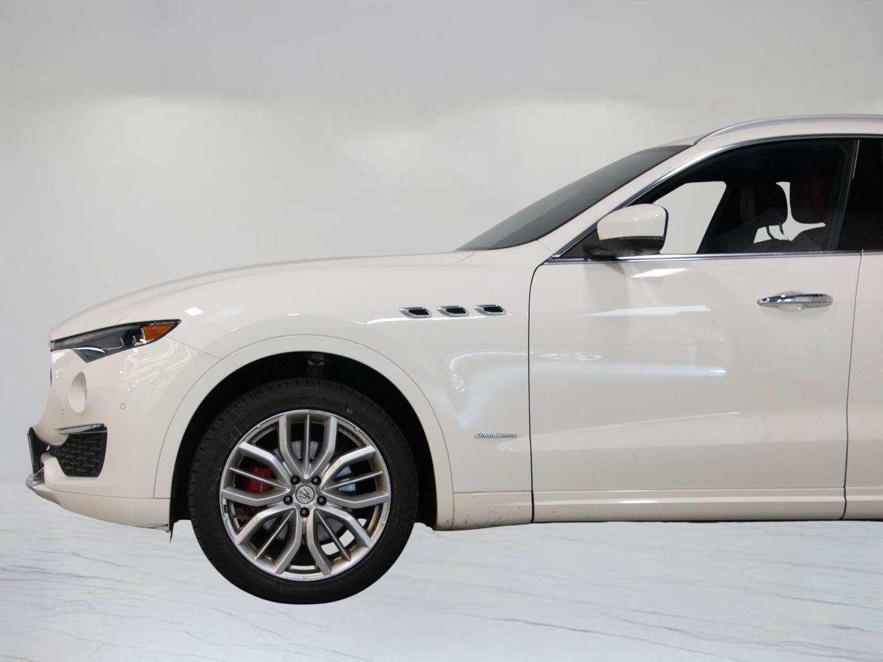 2021 Maserati Levante GRANLUSSO 3.0L | HARMAN/KARDON | 20"RIM | PANO Photo