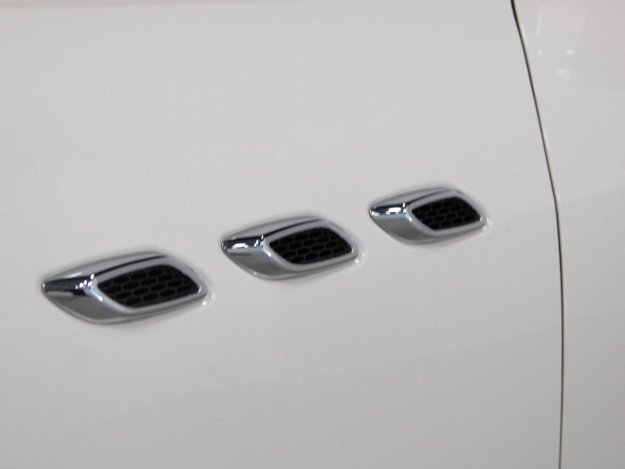 2021 Maserati Levante GRANLUSSO 3.0L | HARMAN/KARDON | 20"RIM | PANO Photo