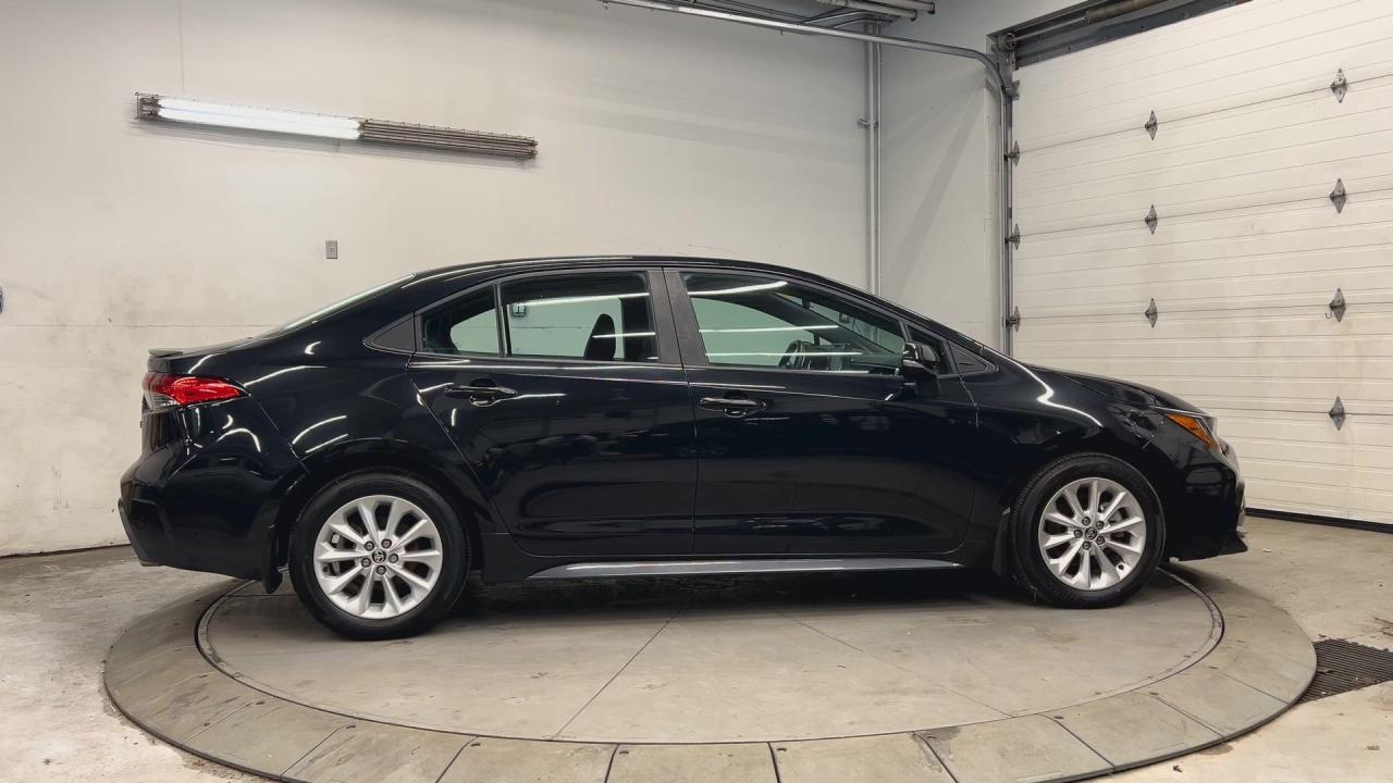2022 Toyota Corolla SE | 6-SPEED | ONLY 17,000 KMS | ALLOYS | CARPLAY Photo4