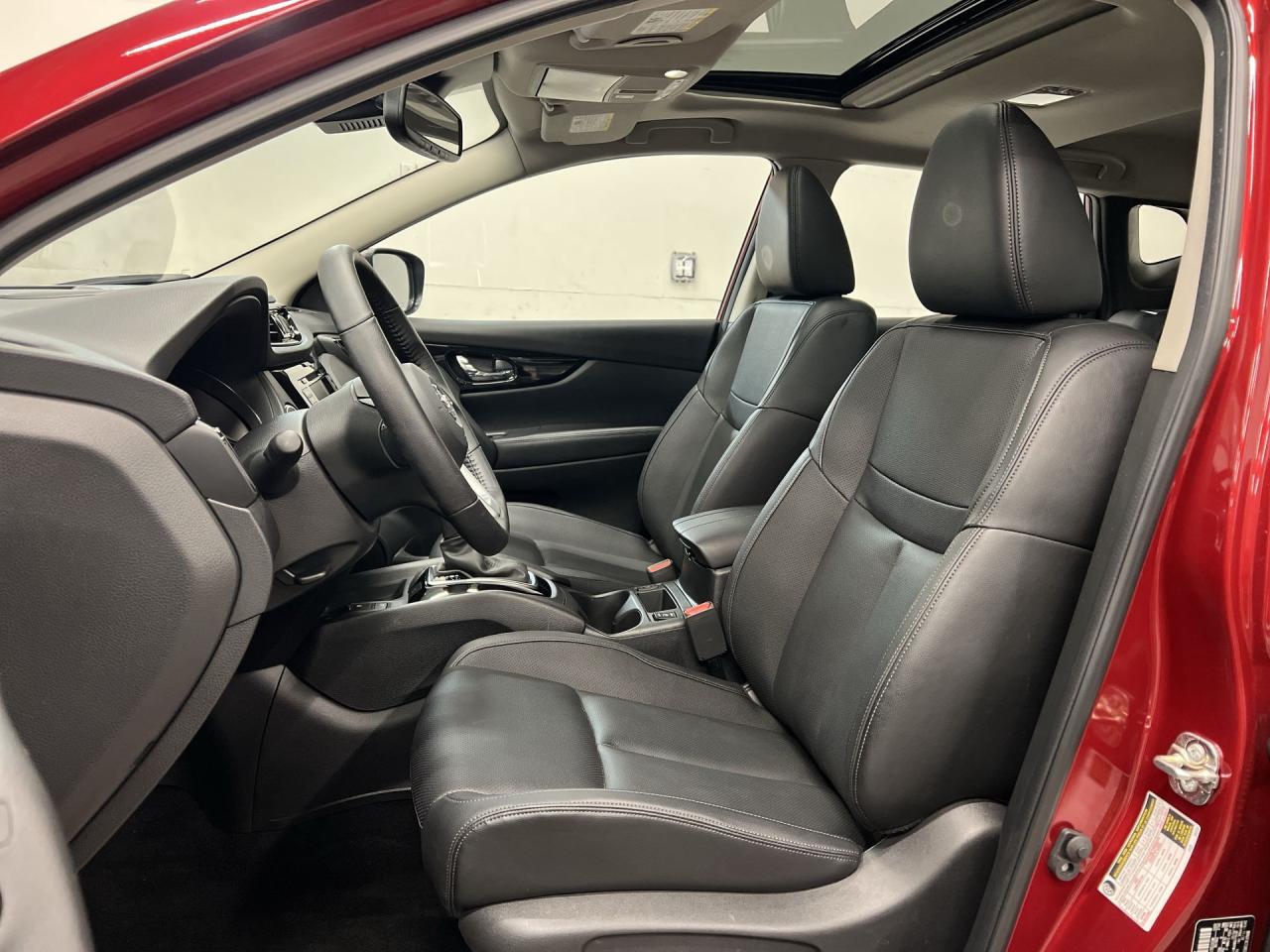 2023 Nissan Qashqai SL AWD| LEATHER | SUNROOF | 360 CAM | CARPLAY| NAV Photo