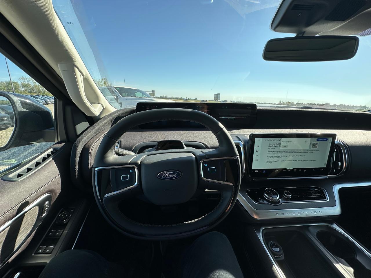 2025 Ford Expedition PLATINUM MAX 4x4 600A Photo5