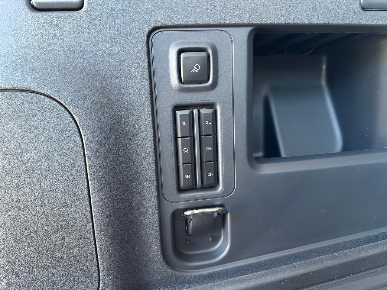 2025 Ford Expedition PLATINUM MAX 4x4 600A Photo5