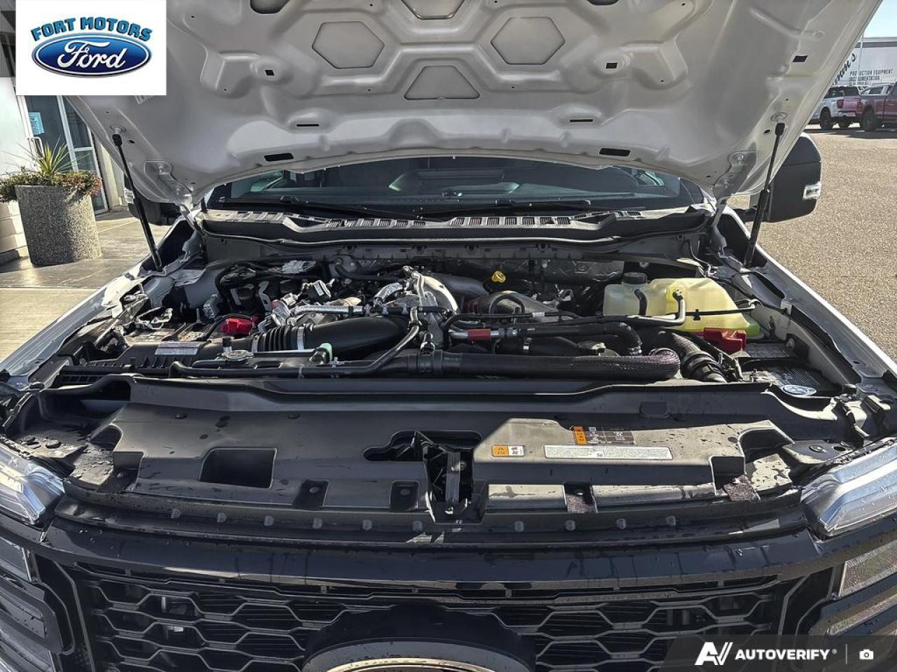 2026 Ford F-350 Super Duty SRW XLT Photo5