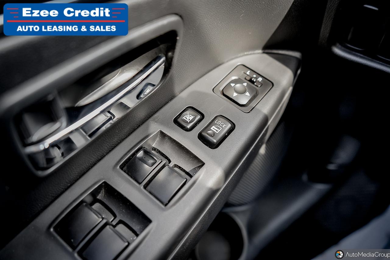 2022 Mitsubishi RVR SE Photo