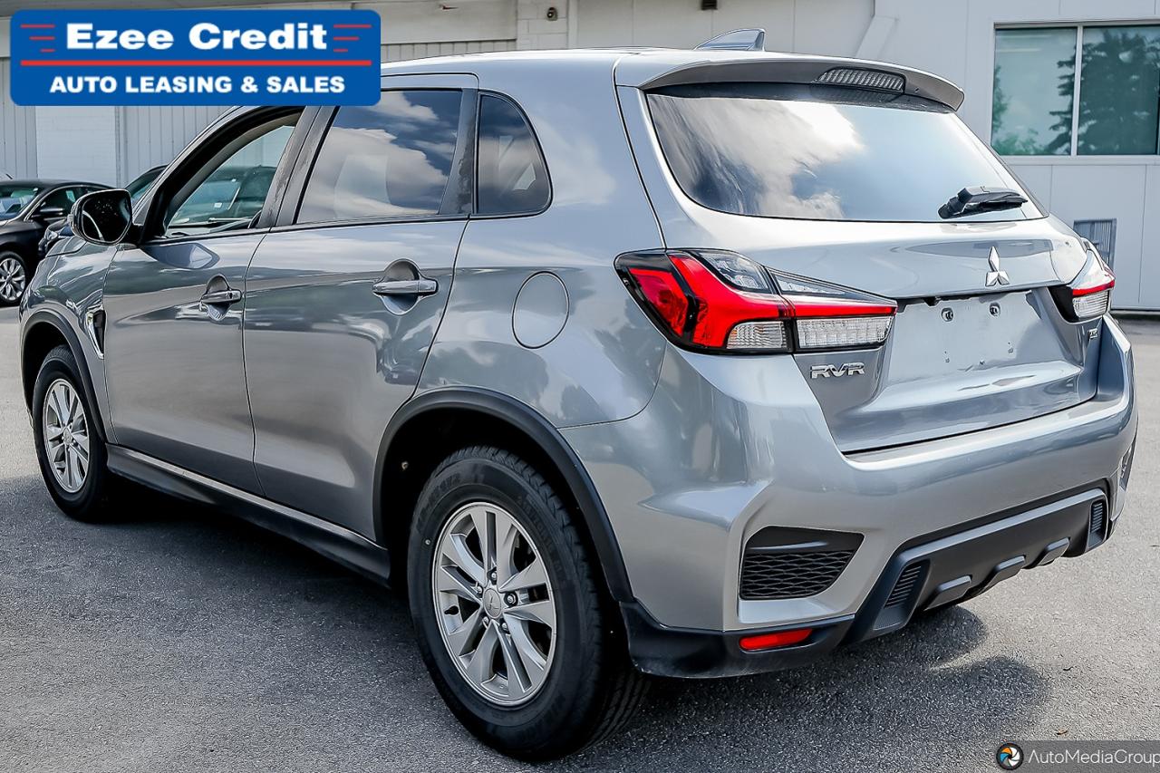 2022 Mitsubishi RVR SE Photo38