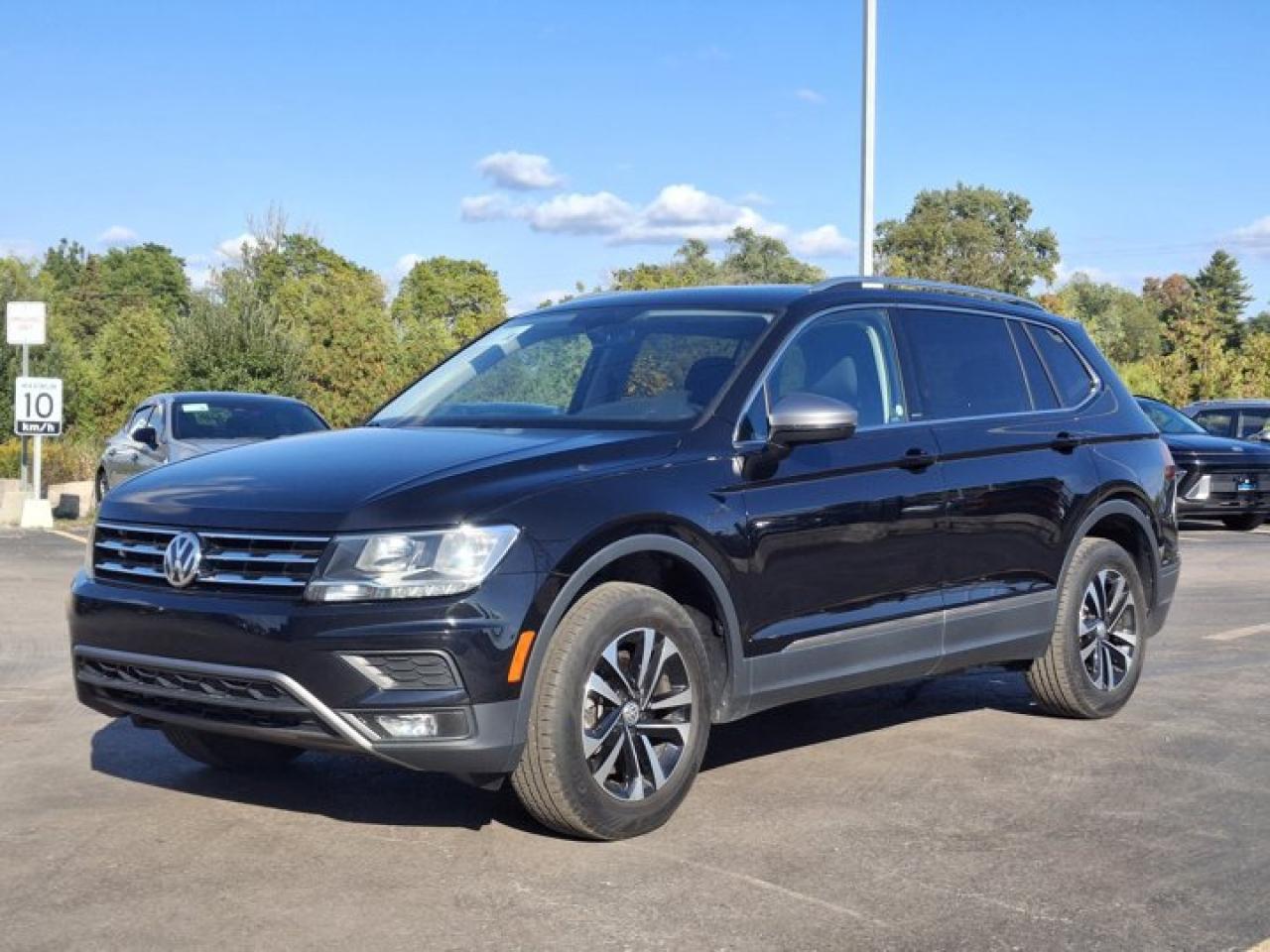 Used 2021 Volkswagen Tiguan United 4Motion | Pano Roof | Digital Cockpit | Heated Seats | Navi | Reverse Cam | Carplay & More ! for sale in Guelph, ON