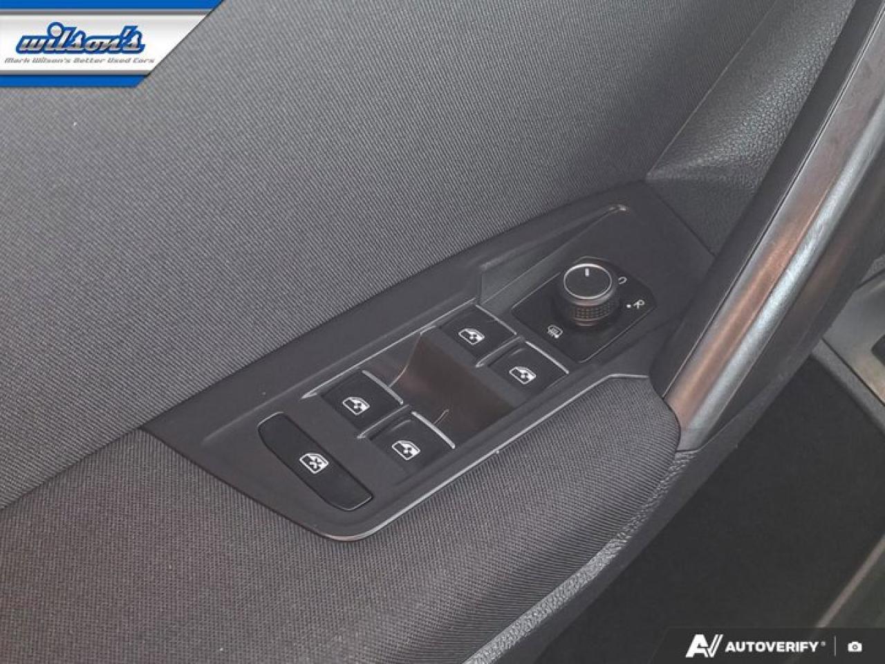 2021 Volkswagen Tiguan United 4Motion | Pano Roof | Digital Cockpit | Heated Seats | Navi | Reverse Cam | Carplay & More ! Photo