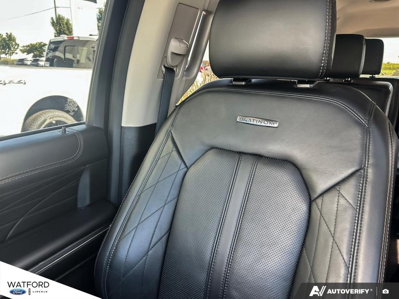 2021 Ford Expedition Platinum 4x4 Photo