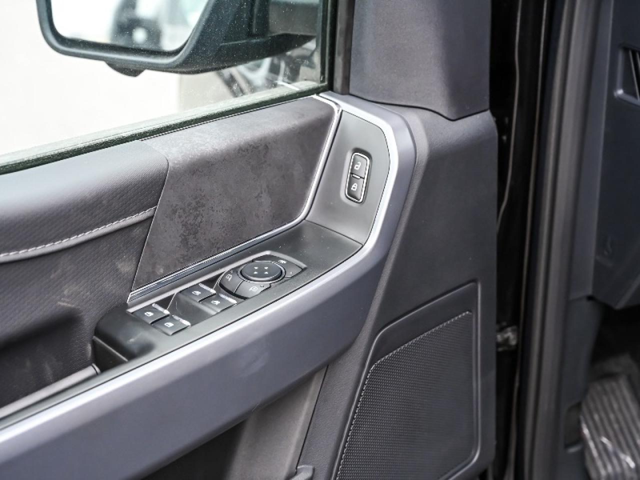 2025 Ford F-150 XLT Photo