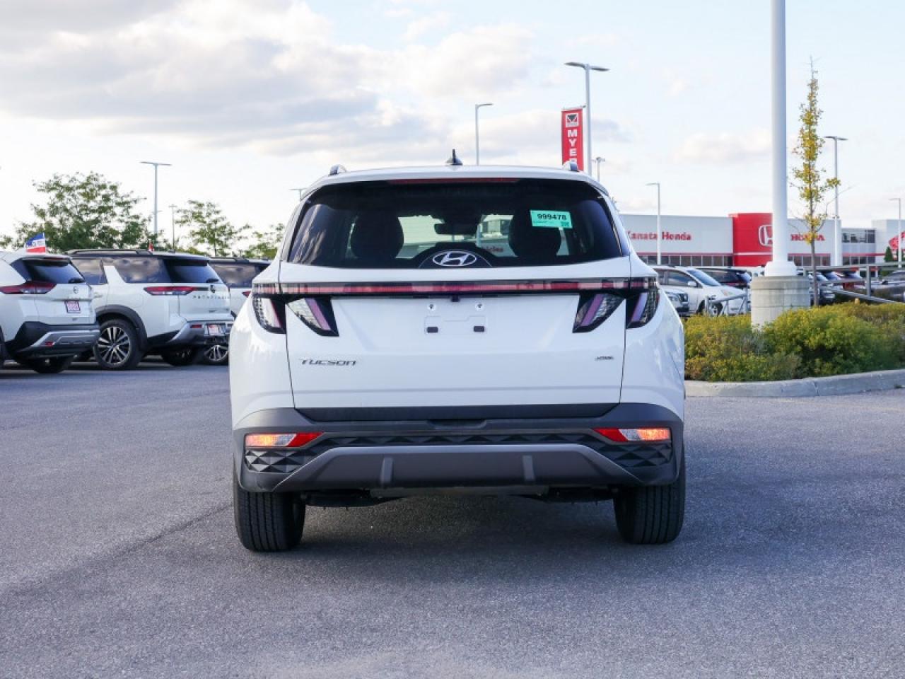 2024 Hyundai Tucson Trend  LEATHER SUNROOF Photo