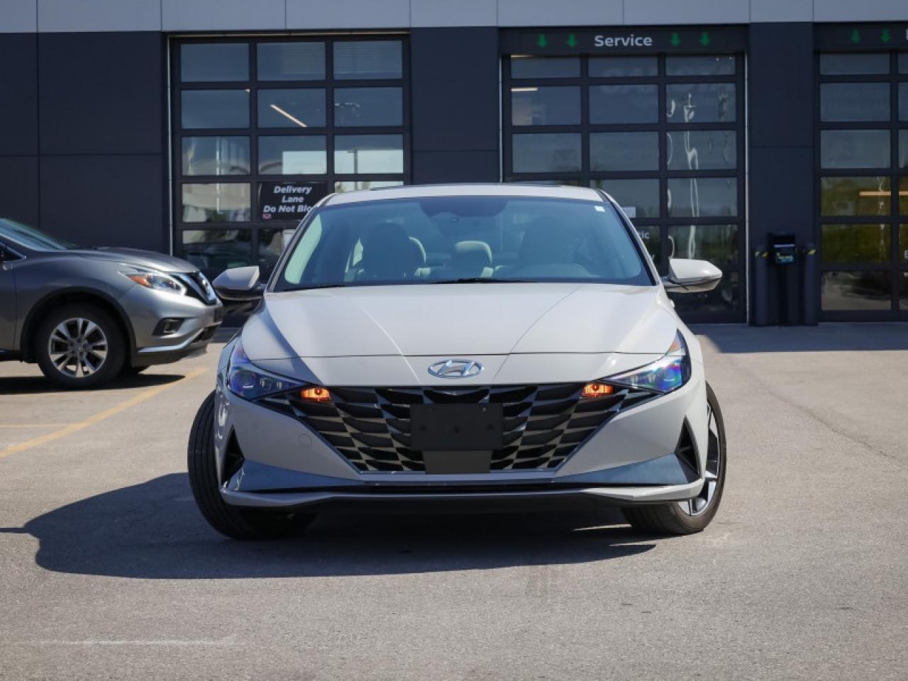 2022 Hyundai Elantra Ultimate Tech  - Leather Seats Photo