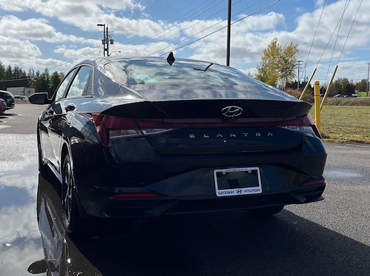 2023 Hyundai Elantra  Photo