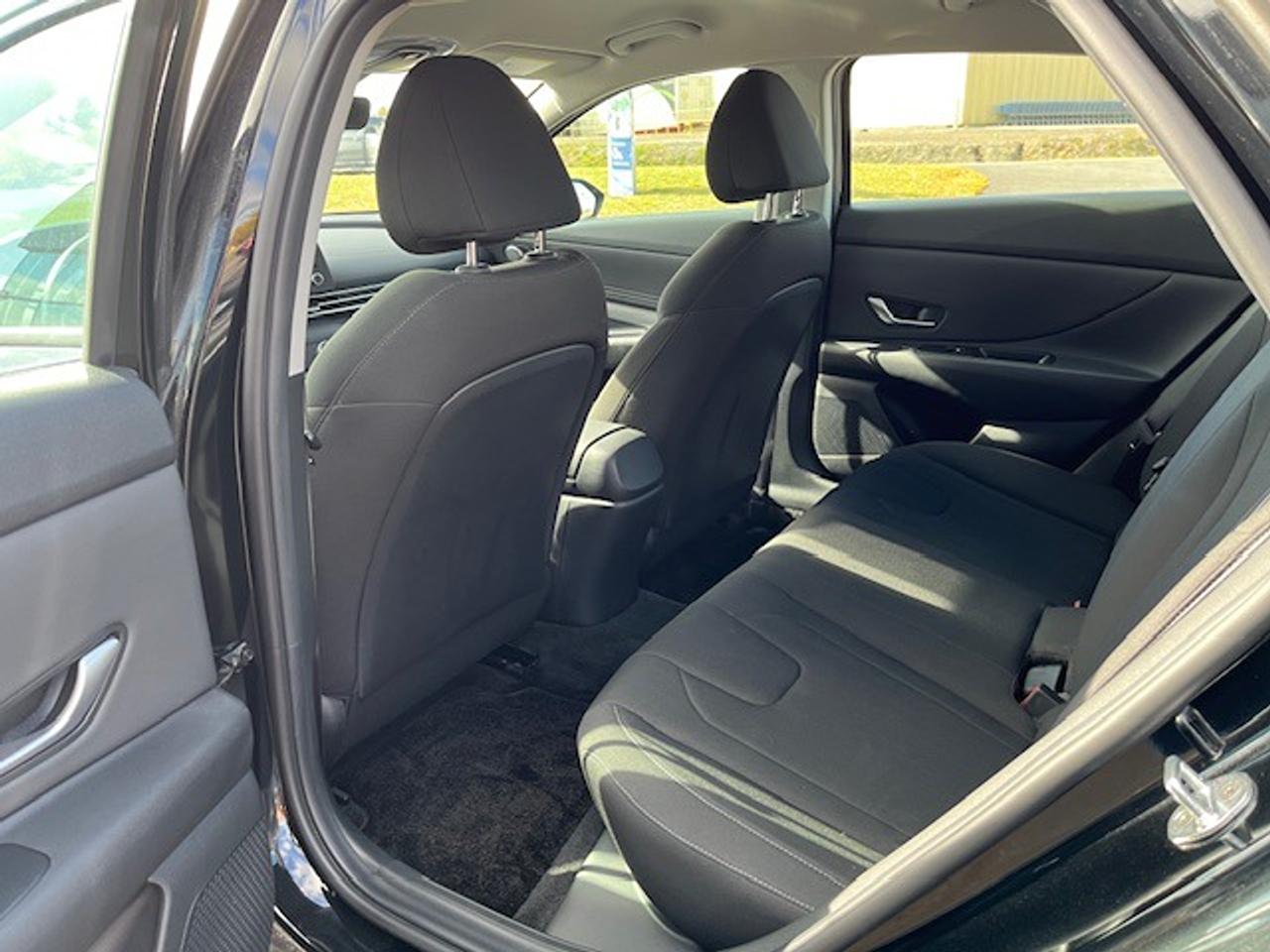 2023 Hyundai Elantra  Photo