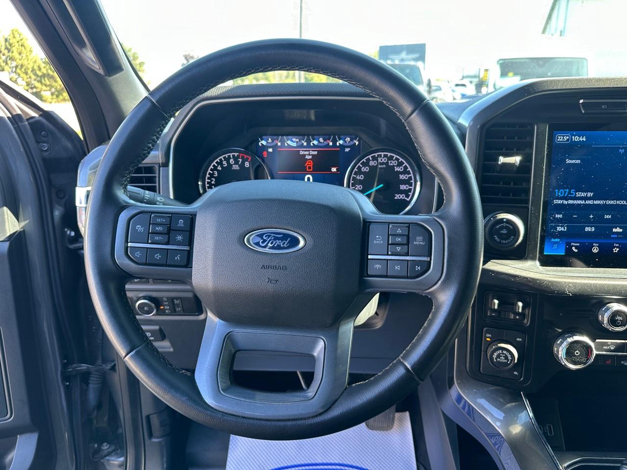 2023 Ford F-150 XLT 4WD SuperCrew 6.5' Box Photo