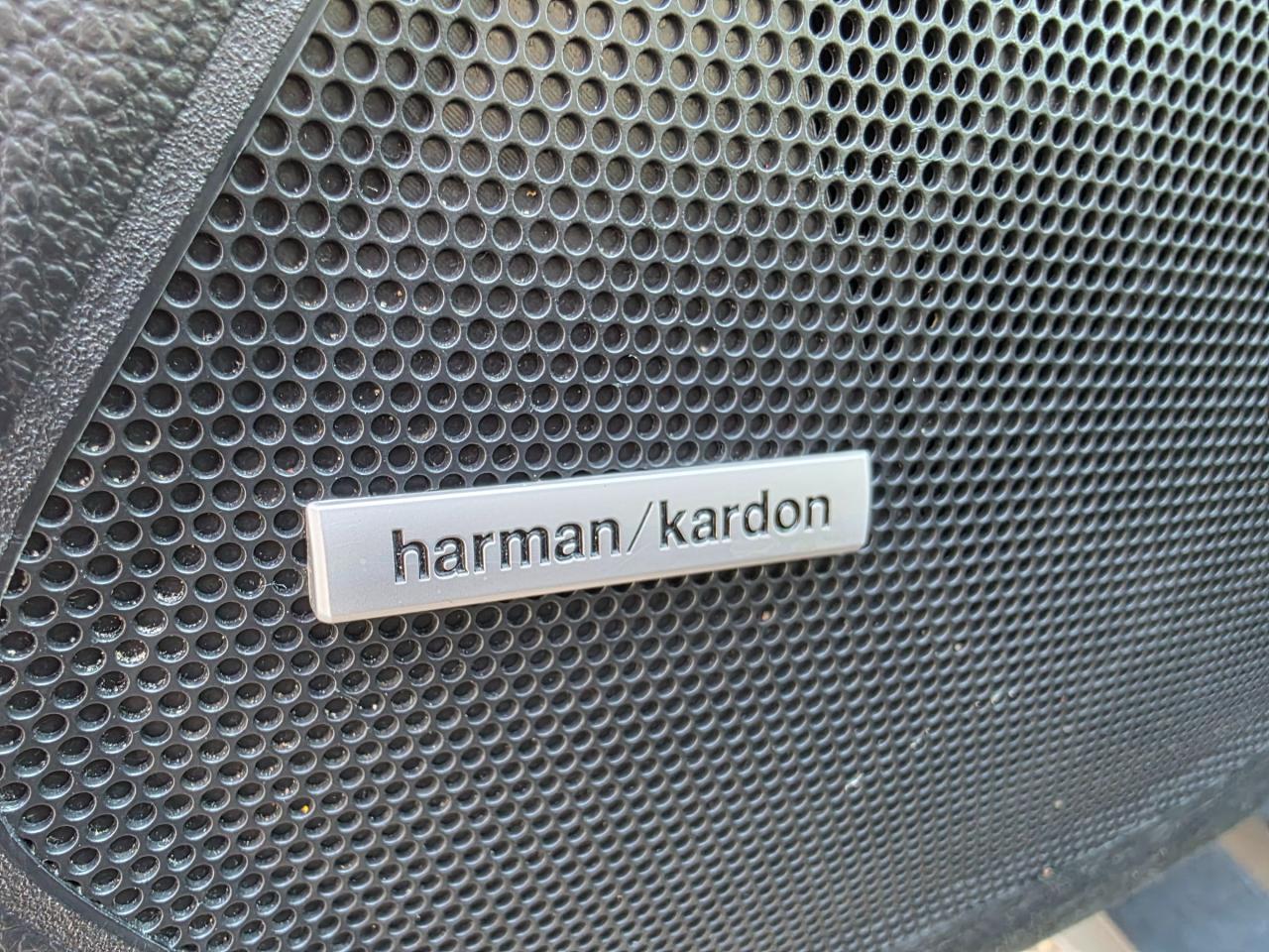 2015 Subaru Outback 2.5i Limited Package Eyesight | Leather | Sunroof | HK Sound | Navi | Heated Seats Photo