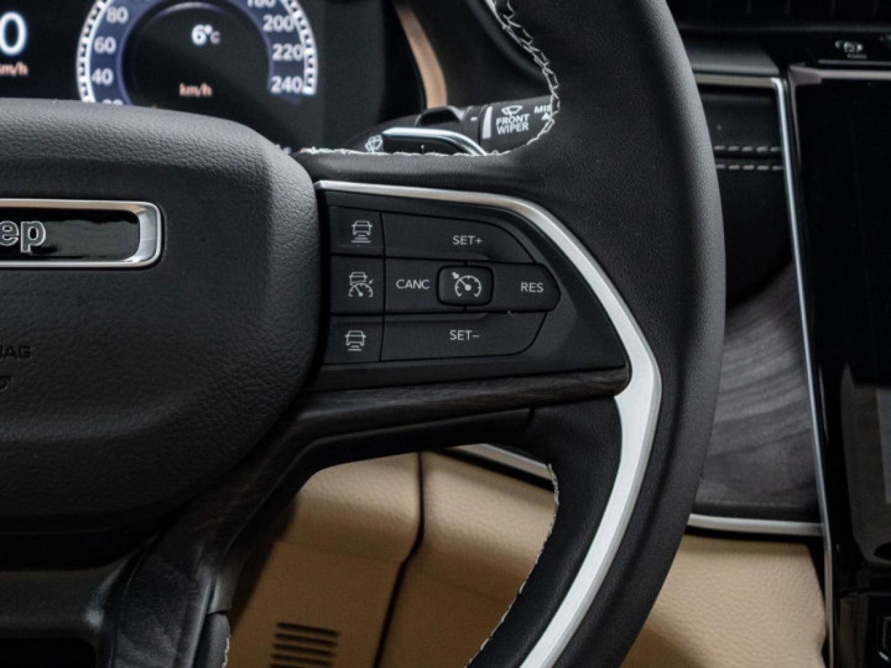 2025 Jeep Grand Cherokee Limited Photo