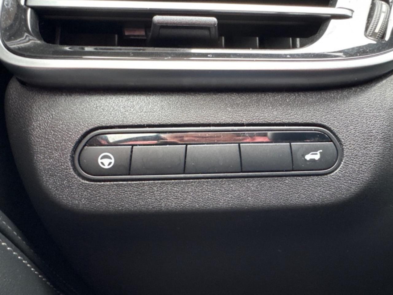 2024 Infiniti QX60 LUXE  - Leather Seats Photo