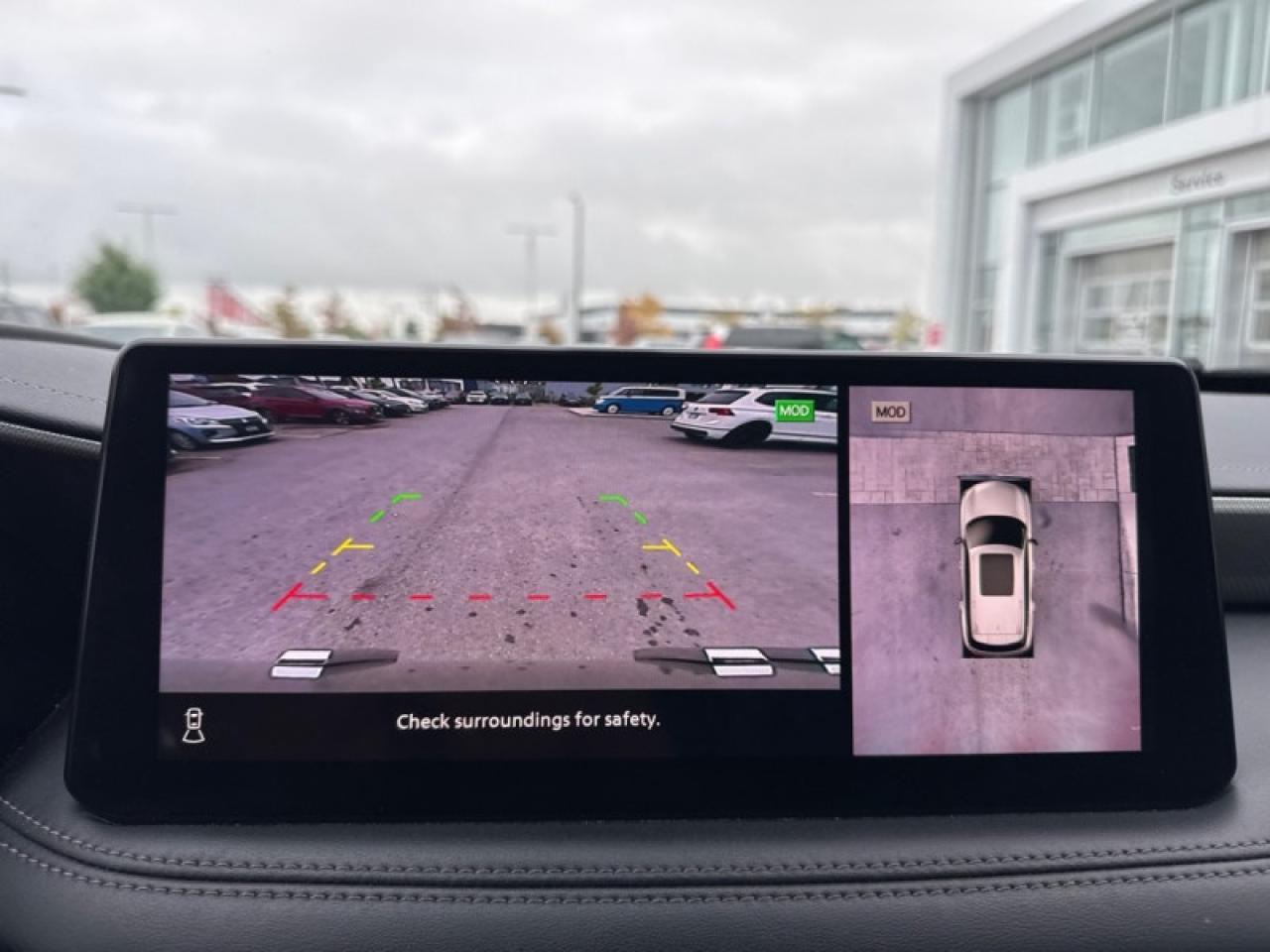 2024 Infiniti QX60 LUXE  - Leather Seats Photo