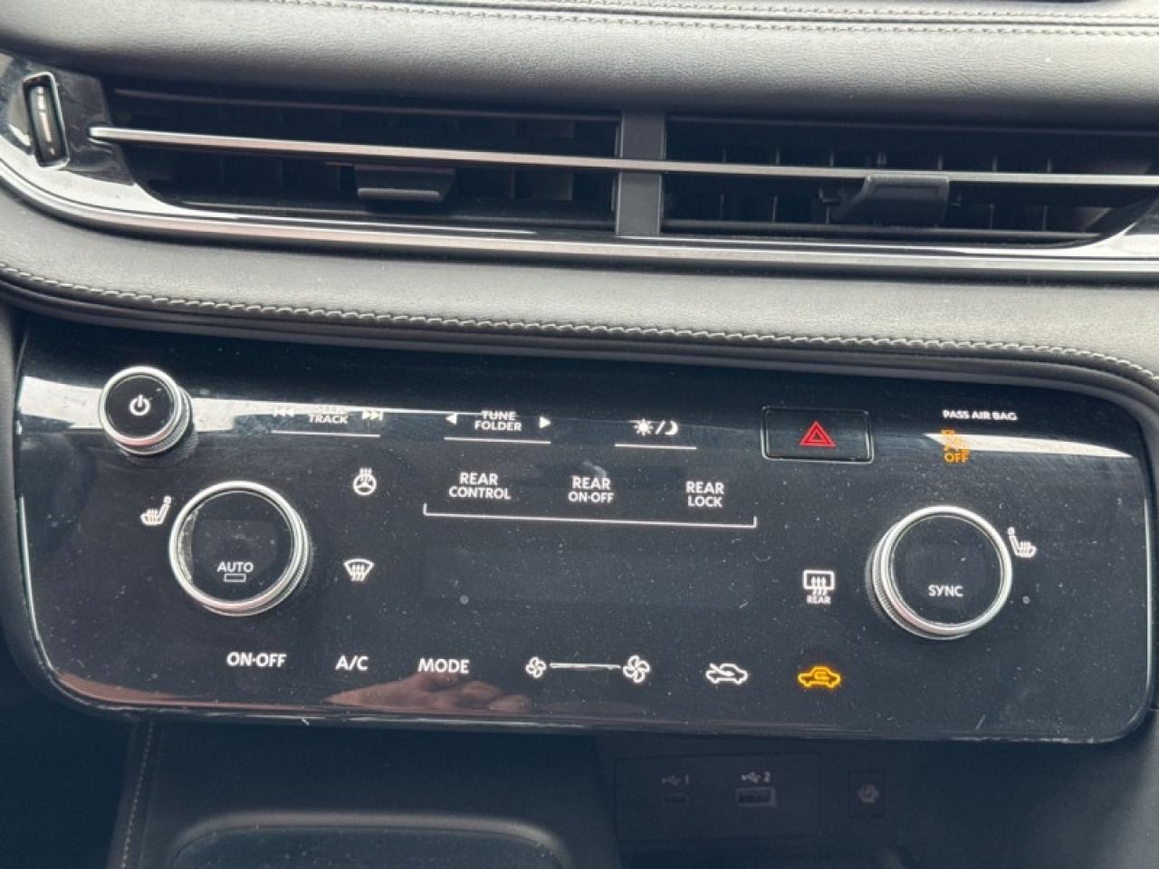 2024 Infiniti QX60 LUXE  - Leather Seats Photo