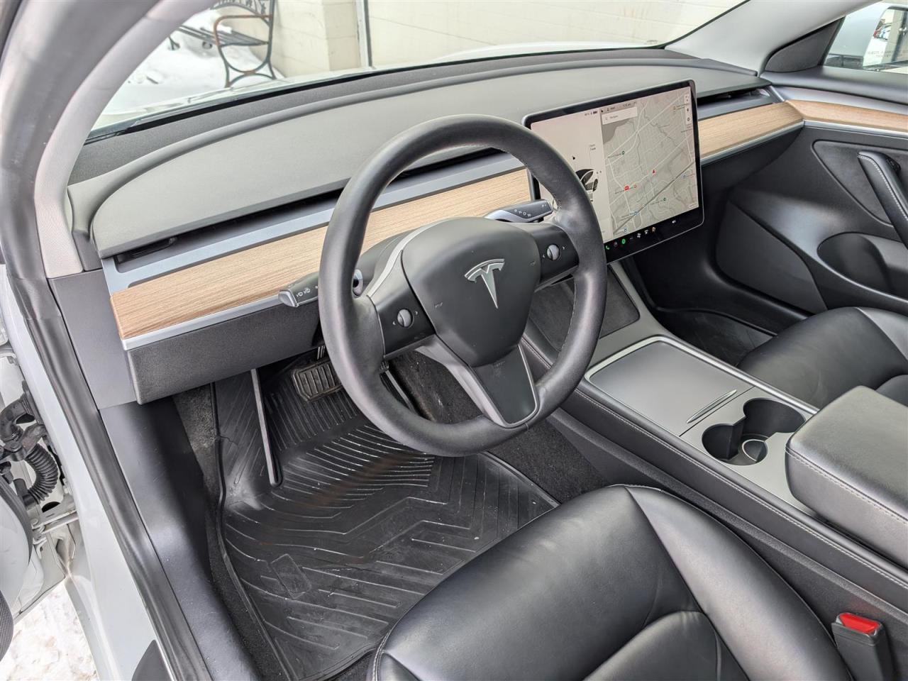 2021 Tesla Model 3 STANDARD RANGE PLUS Photo
