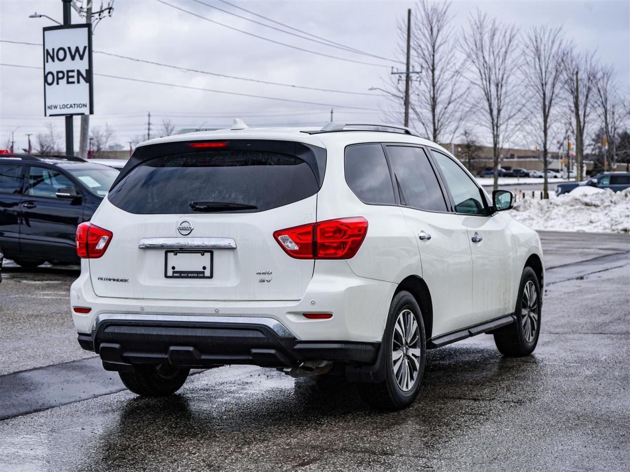 2020 Nissan Pathfinder SV TECH | NAV | 13 SERV REC | NO ACCIDENTS Photo