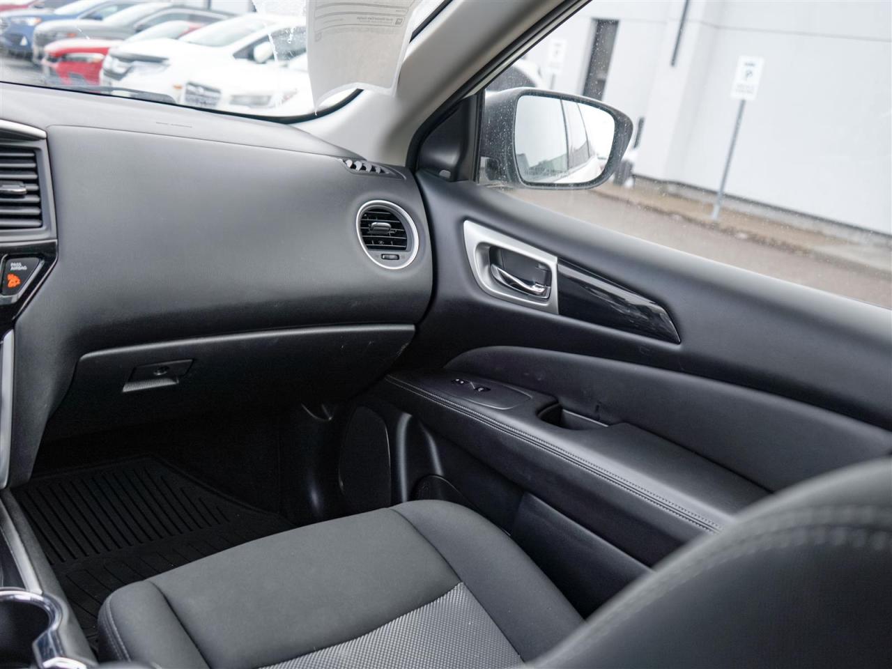 2020 Nissan Pathfinder SV TECH | NAV | 13 SERV REC | NO ACCIDENTS Photo