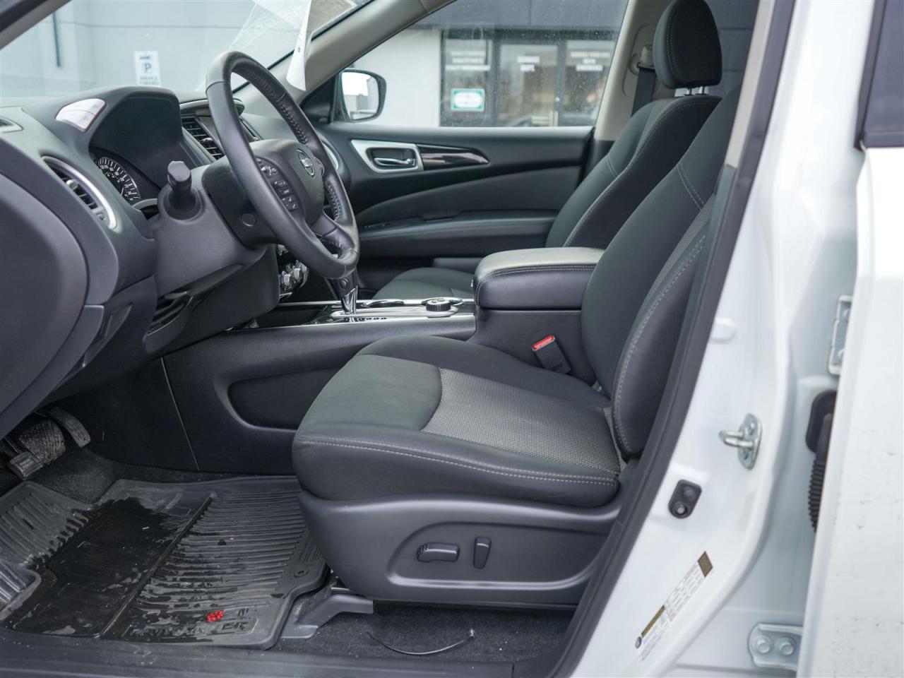 2020 Nissan Pathfinder SV TECH | NAV | 13 SERV REC | NO ACCIDENTS Photo