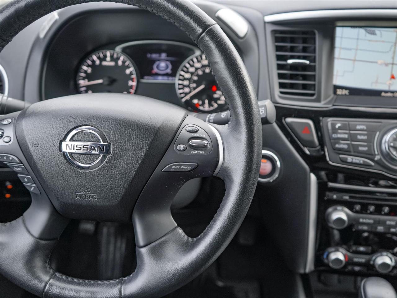 2020 Nissan Pathfinder SV TECH | NAV | 13 SERV REC | NO ACCIDENTS Photo