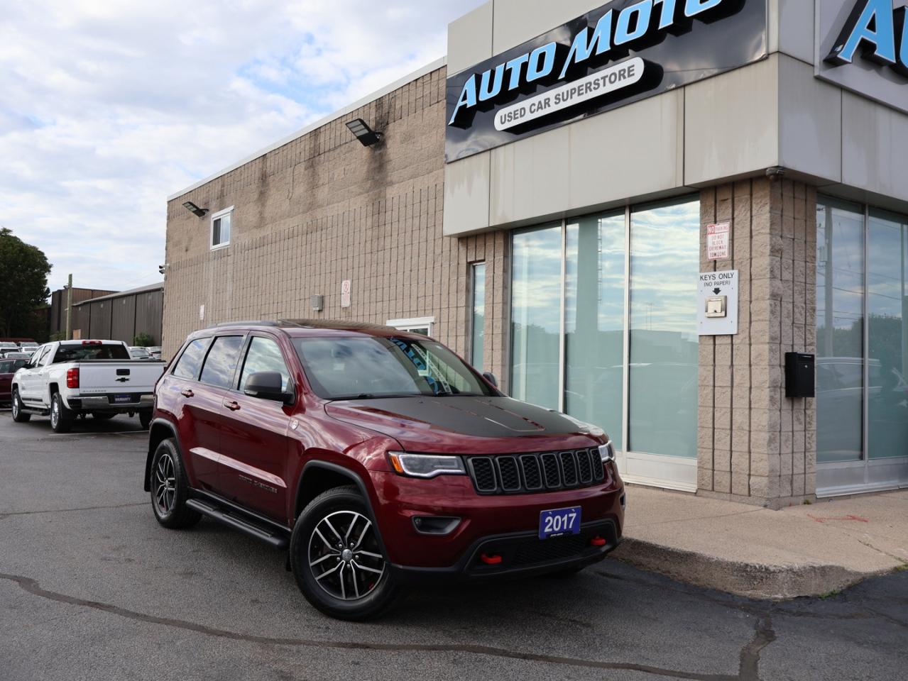 2017 Jeep Grand Cherokee V6 TRAILHAWK 4WD CERTIFIED *ACCIDENT FREE* CAMERA NAV BLUETOOTH LEATHER HEAT/COOL LEATHER DUEL SUNROOF CRUISE ALLOYS - Photo #8