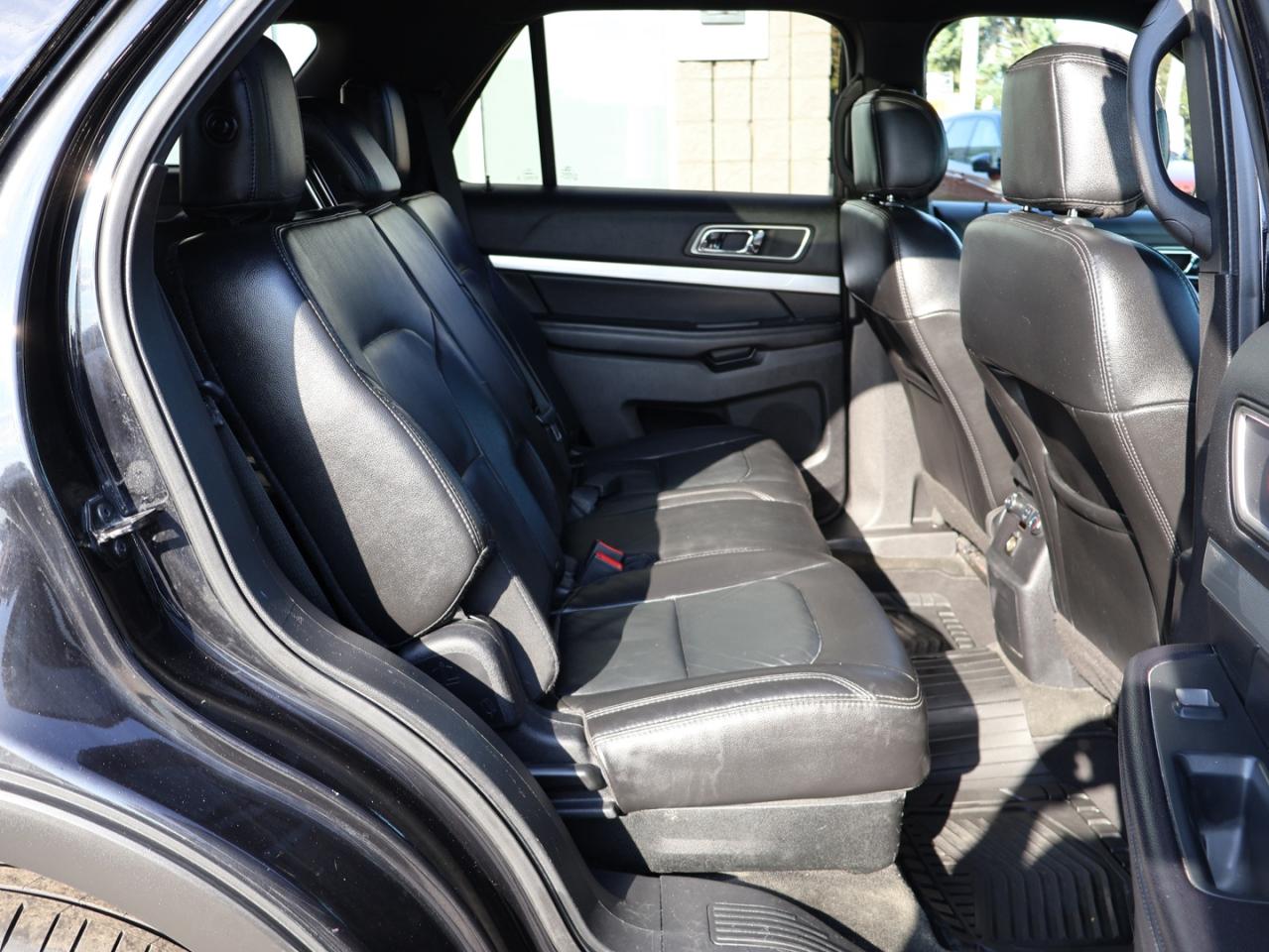 2017 Ford Explorer XLT 4WD CERTIFIED *FORD MAINTAIN*7 SEAT* CAMERA NAV BLUETOOTH LEATHER HEATED DUEL ROOF CRUISE ALLOYS - Photo #17