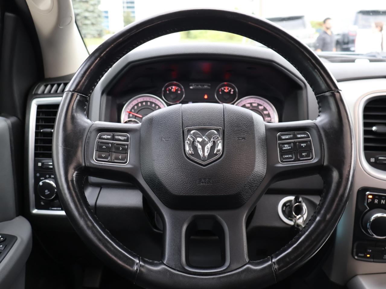 2019 RAM 1500 HEMI WARLOCK 4WD CERTIFIED *1 OWNER*ACCIDENT FREE* CAMERA NAV SUNROOF BLUETOOTH HEATED SEATS CRUISE ALLOYS - Photo #9