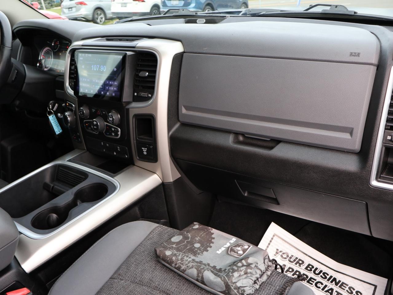 2019 RAM 1500 HEMI WARLOCK 4WD CERTIFIED *1 OWNER*ACCIDENT FREE* CAMERA NAV SUNROOF BLUETOOTH HEATED SEATS CRUISE ALLOYS - Photo #12
