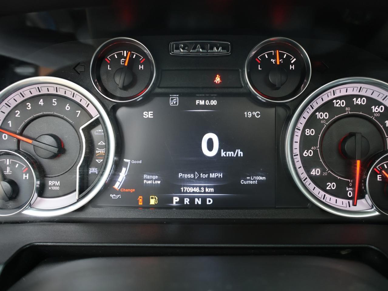 2019 RAM 1500 HEMI WARLOCK 4WD CERTIFIED *1 OWNER*ACCIDENT FREE* CAMERA NAV SUNROOF BLUETOOTH HEATED SEATS CRUISE ALLOYS - Photo #36