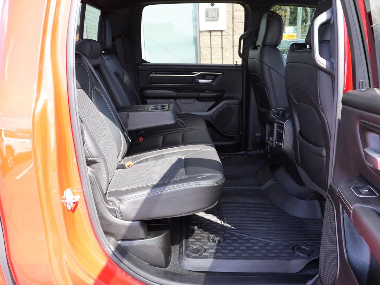 2022 RAM 1500 SPORT V8 HEMI 4WD CERTIFIED CAMERA NAV BLUETOOTH LEATHER HEATED P.SENSORS CRUISE ALLOYS - Photo #17