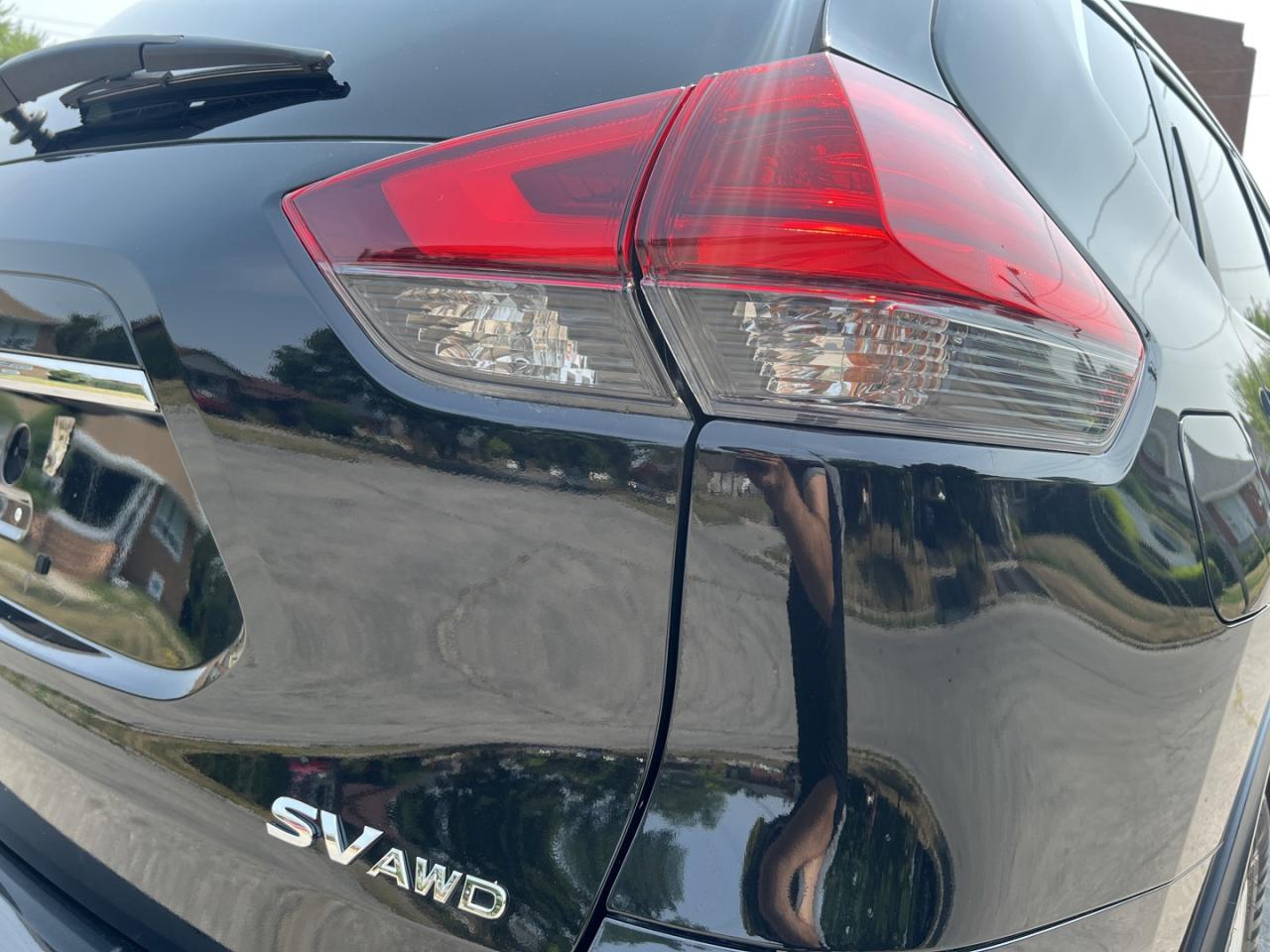 2017 Nissan Rogue S AWD - Photo #7