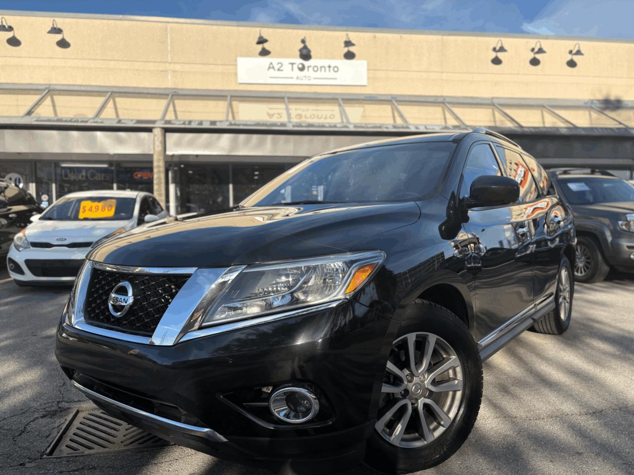 Used 2015 Nissan Pathfinder SL 4WD 4dr for sale in Toronto, ON