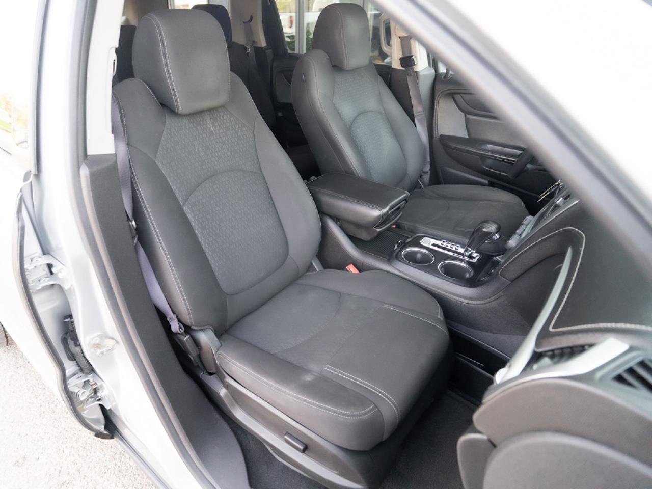 2015 GMC Acadia SLE Photo21