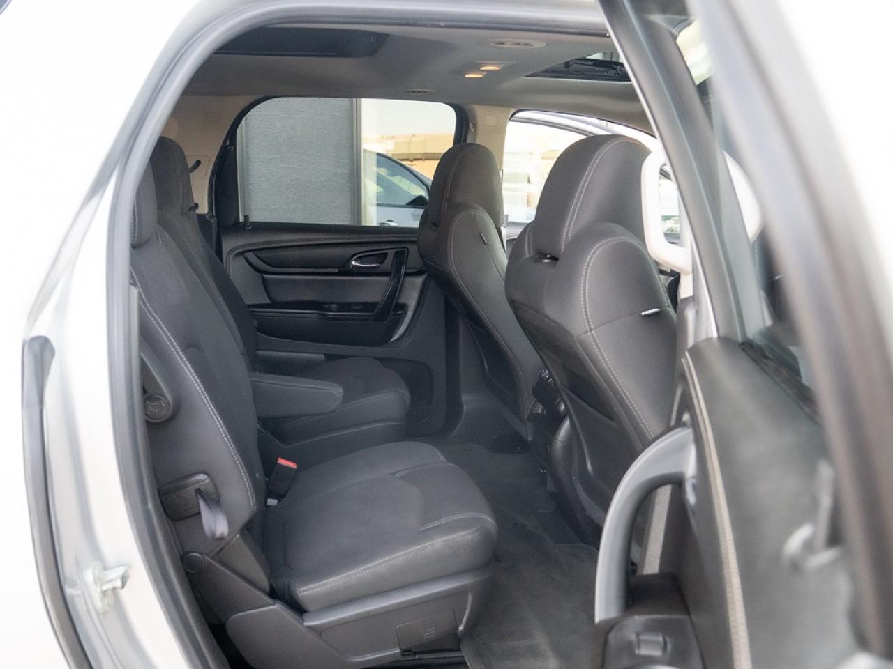 2015 GMC Acadia SLE Photo43