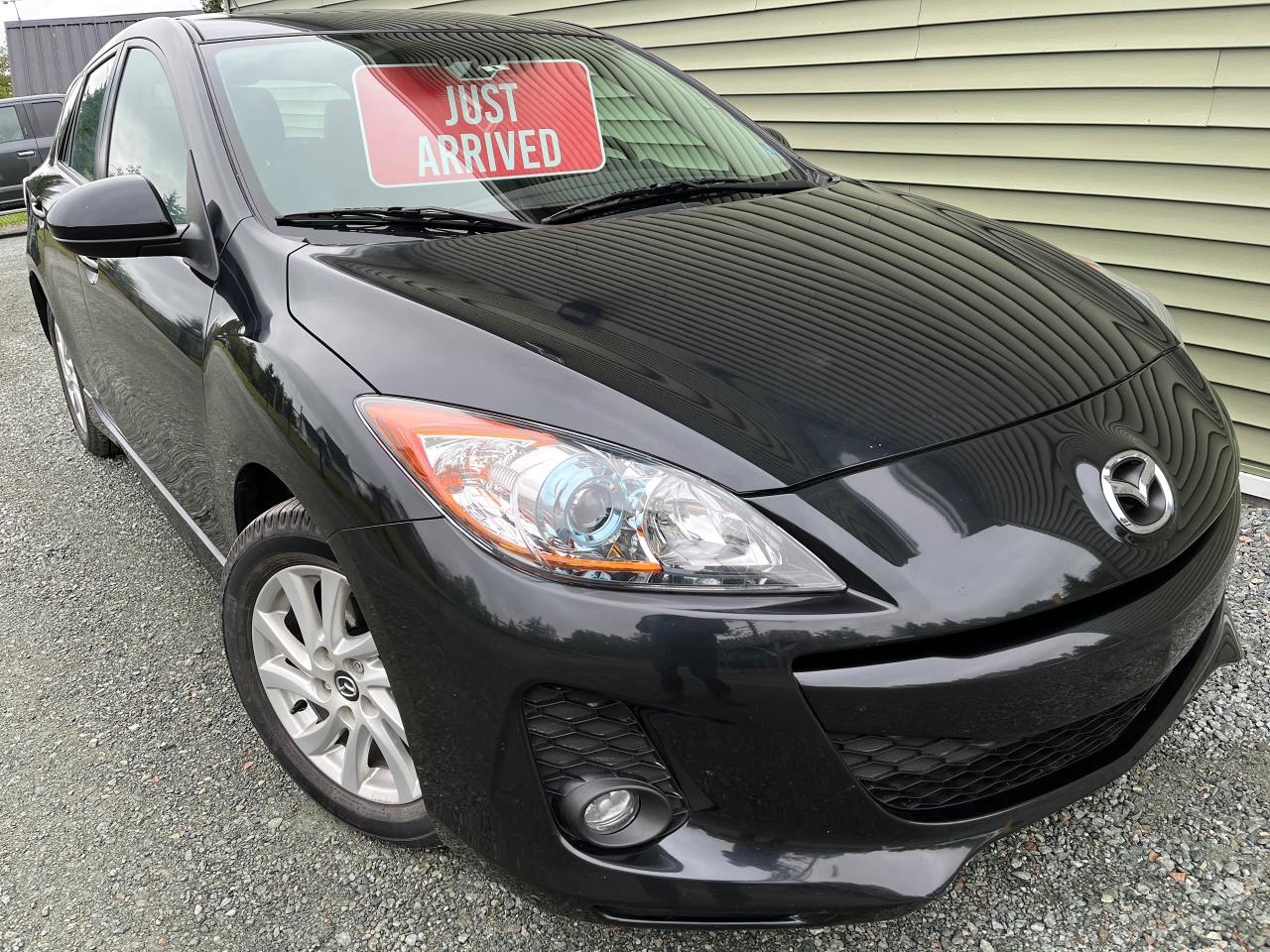 Used 2013 Mazda MAZDA3 GS-SKY for sale in Hilden, NS