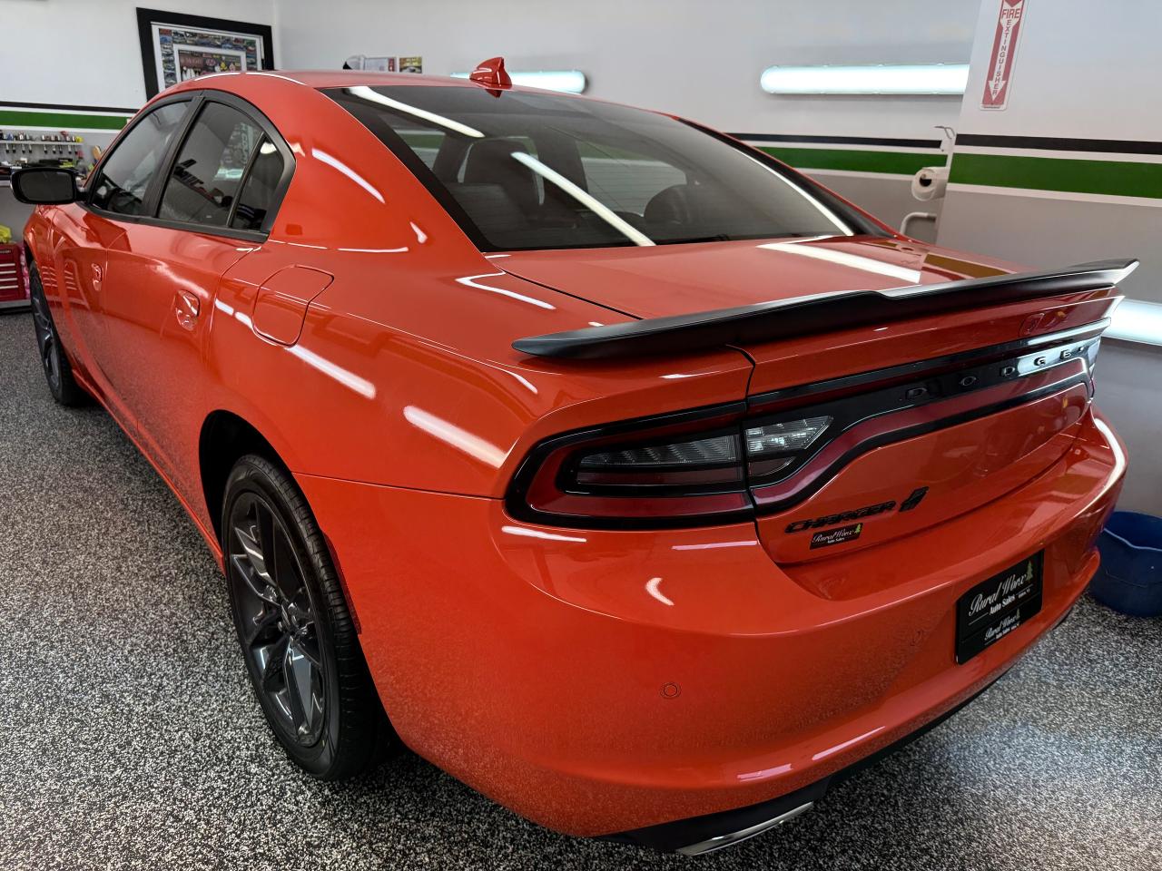 2023 Dodge Charger SXT - Photo #4