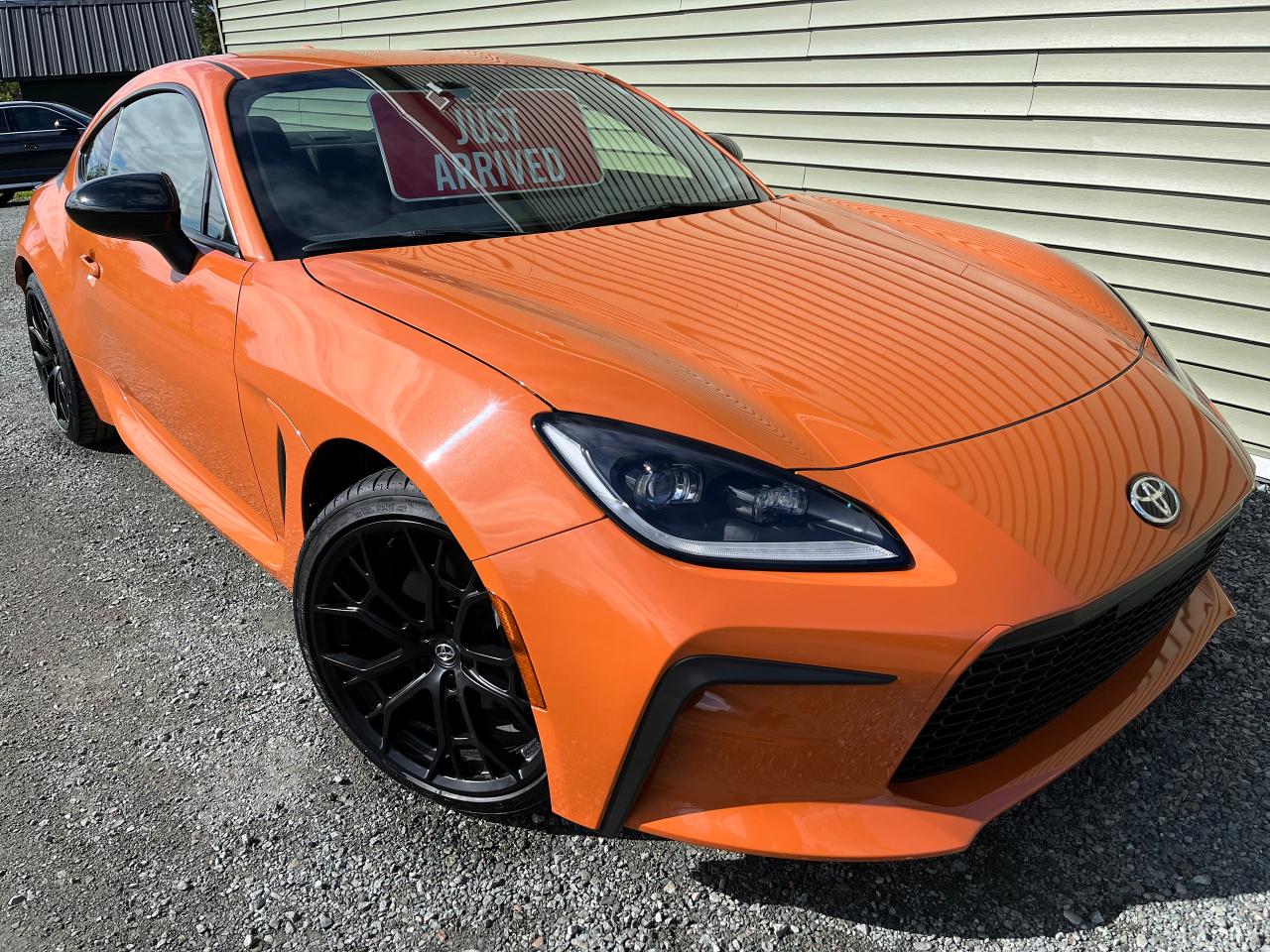 2023 Toyota GR86 10th Anniversary Special Edition - Photo #2