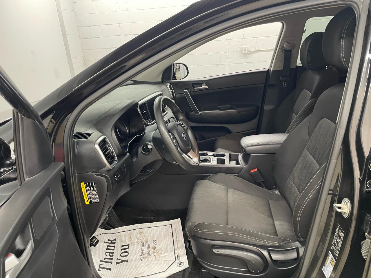 2020 Kia Sportage LX Photo8