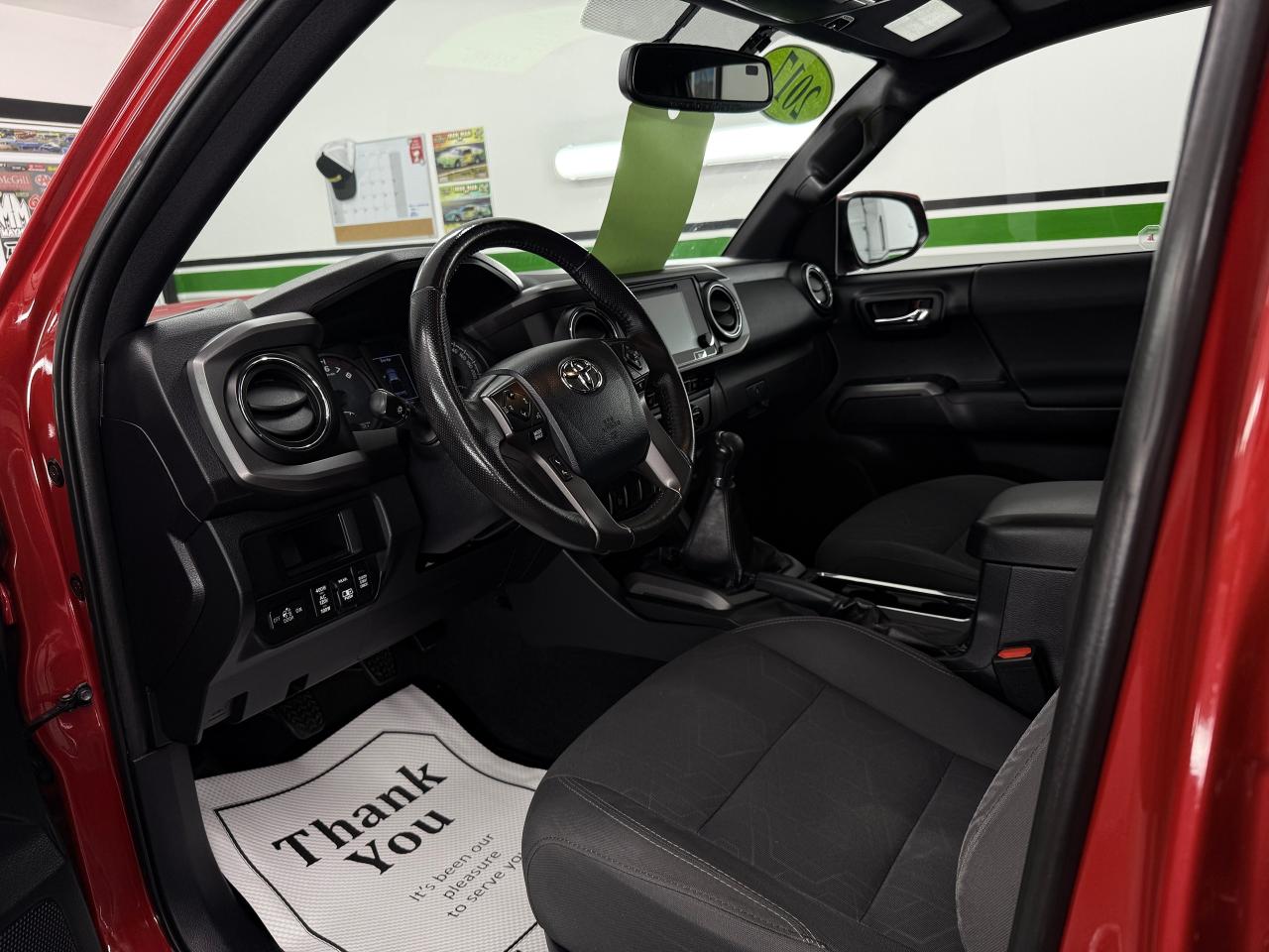 2017 Toyota Tacoma TRD Sport - Photo #7