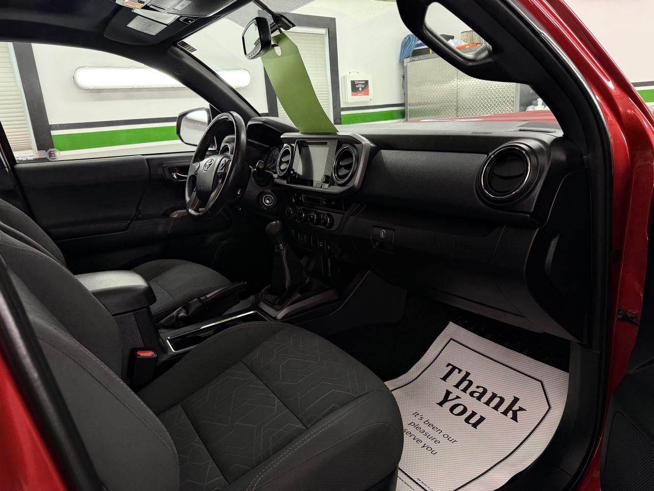 2017 Toyota Tacoma TRD Sport - Photo #11