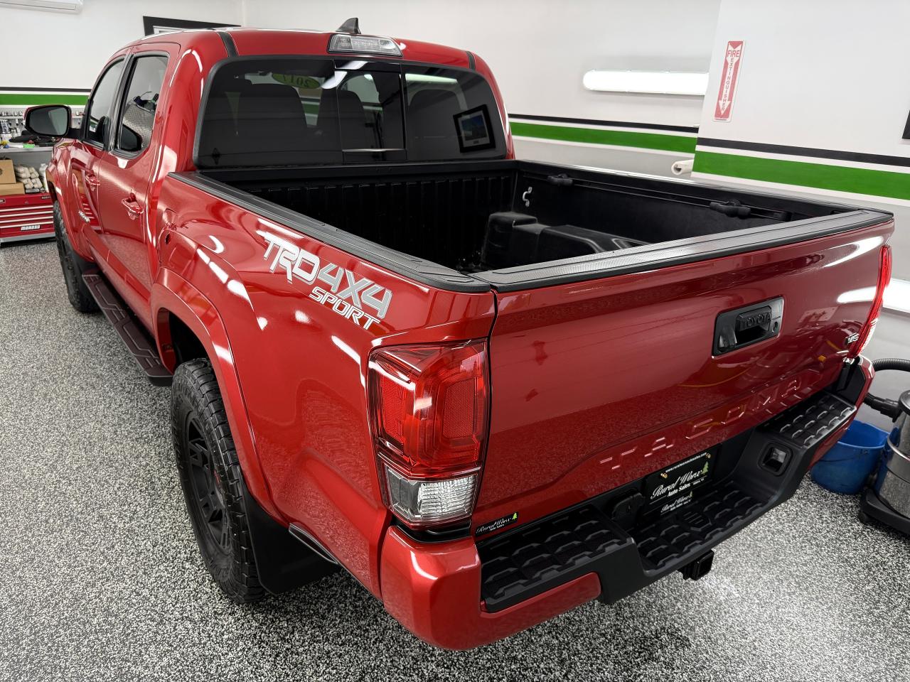 2017 Toyota Tacoma TRD Sport - Photo #4