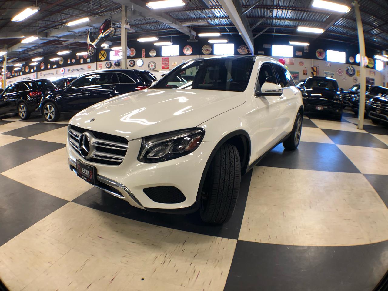 2019 Mercedes-Benz GLC-Class 300 4MATIC LEATHER PAN/ROOF NAVI B/SPOT CAMERA Photo2