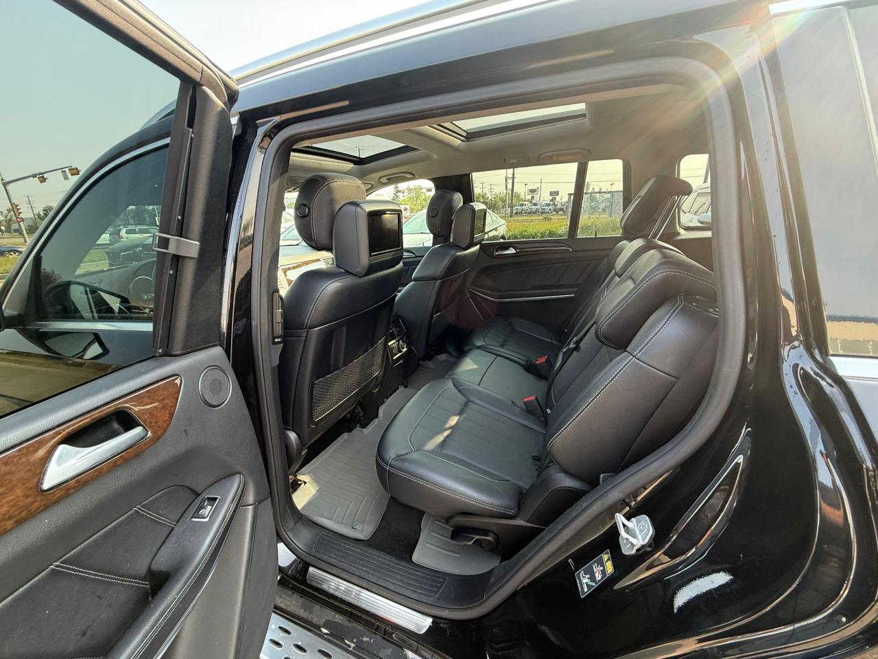 2014 Mercedes-Benz GL-Class GL 350 BlueTEC | ALL CREDIT ACCEPTED!! - Photo #16