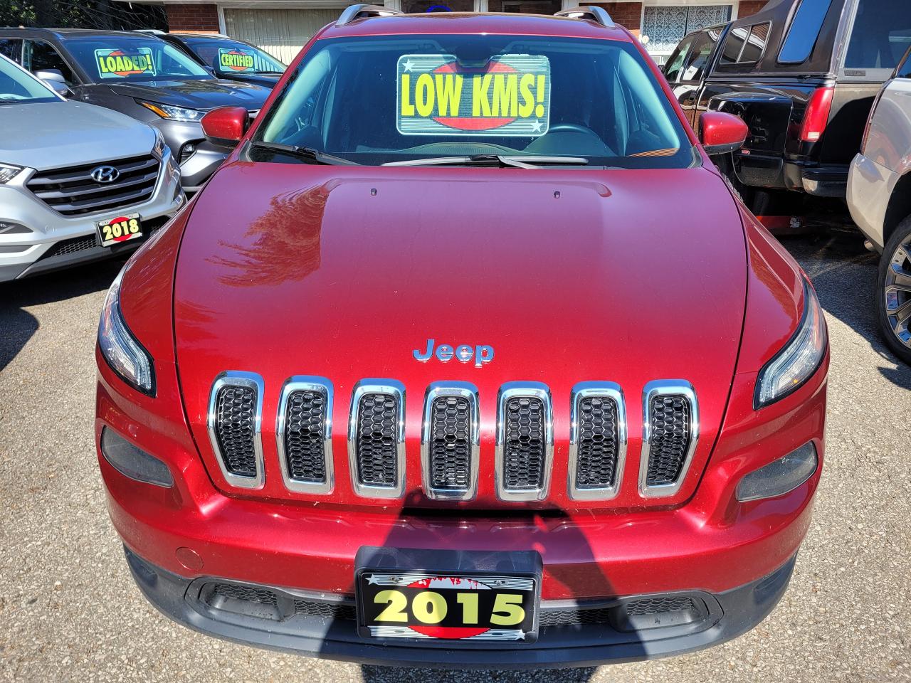 2015 Jeep Cherokee 4WD 4dr North Clean CarFax Financing Trades OK! - Photo #2