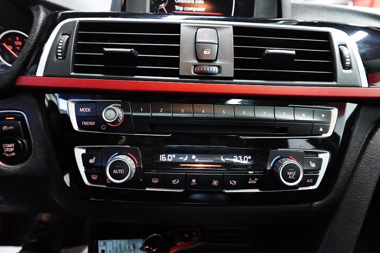 2016 BMW 3 Series 320i xDrive WELL MAINTAIN,AWD,MANGER SPACIAL - Photo #24